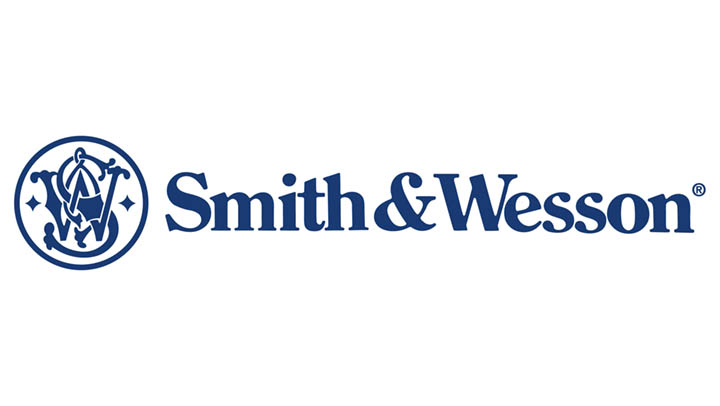 smith-wesson-sets-sales-record.jpg