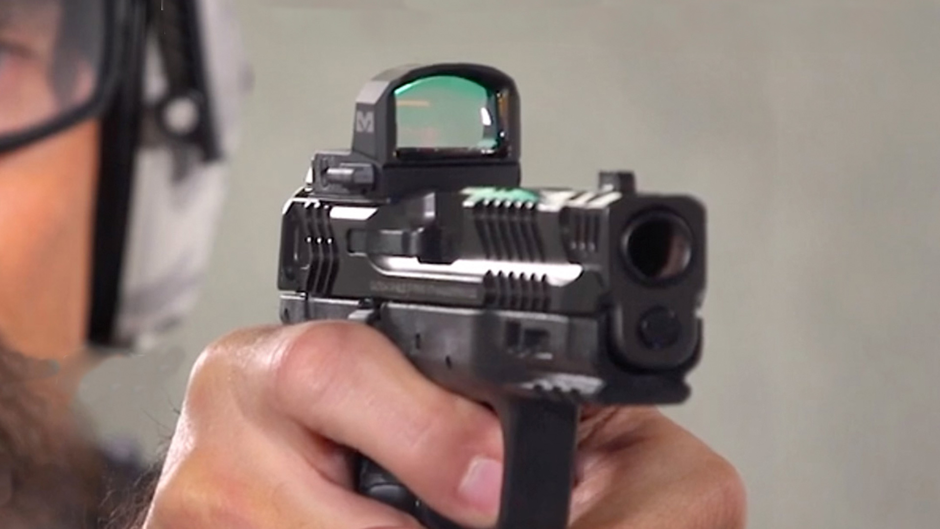 gun muzzle